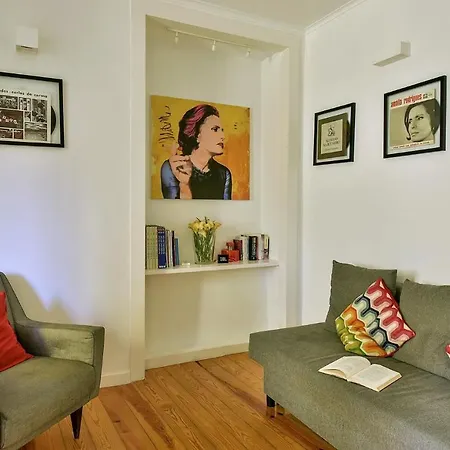 Apartment Plum Guide - Amalia